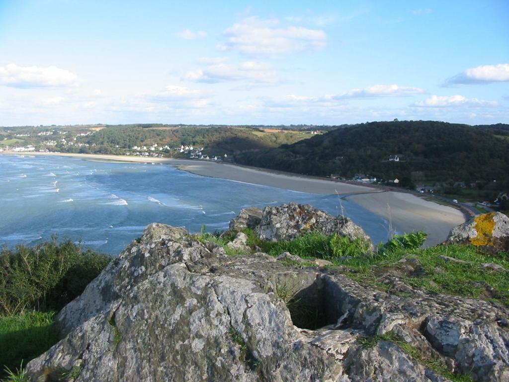 En Bretagne, Villa De 2 A 8 Pers , Meuble De Tourisme 3 Etoiles Nichee Dans Un Ecrin De Verdure A 2500M De La Plage Ploumilliau エクステリア 写真
