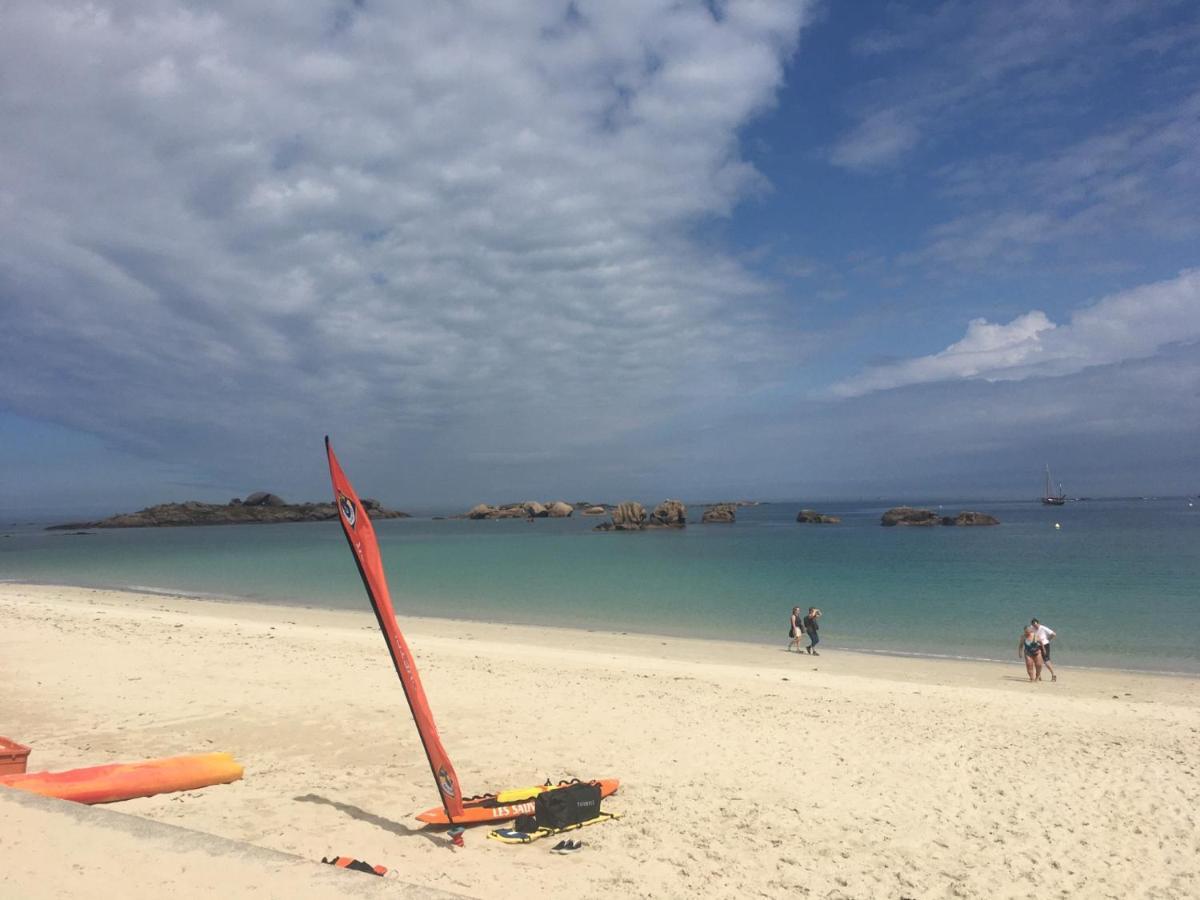 En Bretagne, Villa De 2 A 8 Pers , Meuble De Tourisme 3 Etoiles Nichee Dans Un Ecrin De Verdure A 2500M De La Plage Ploumilliau エクステリア 写真